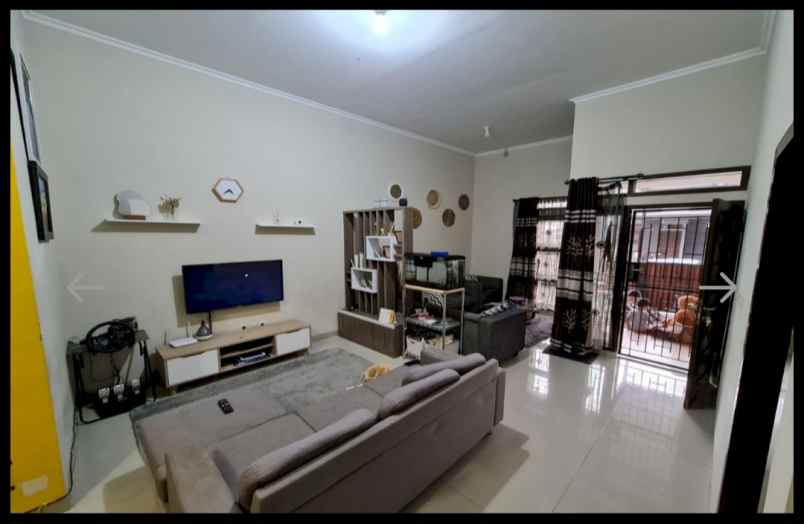 dijual rumah ujung berung