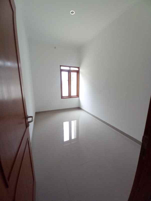 dijual rumah ujungberung