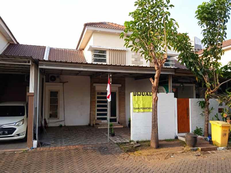 dijual rumah valencia icon puri surya jaya