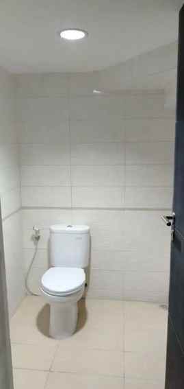 dijual rumah village garden