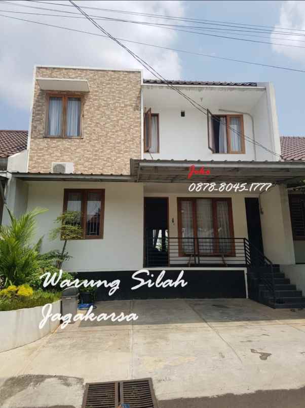 dijual rumah warung silah