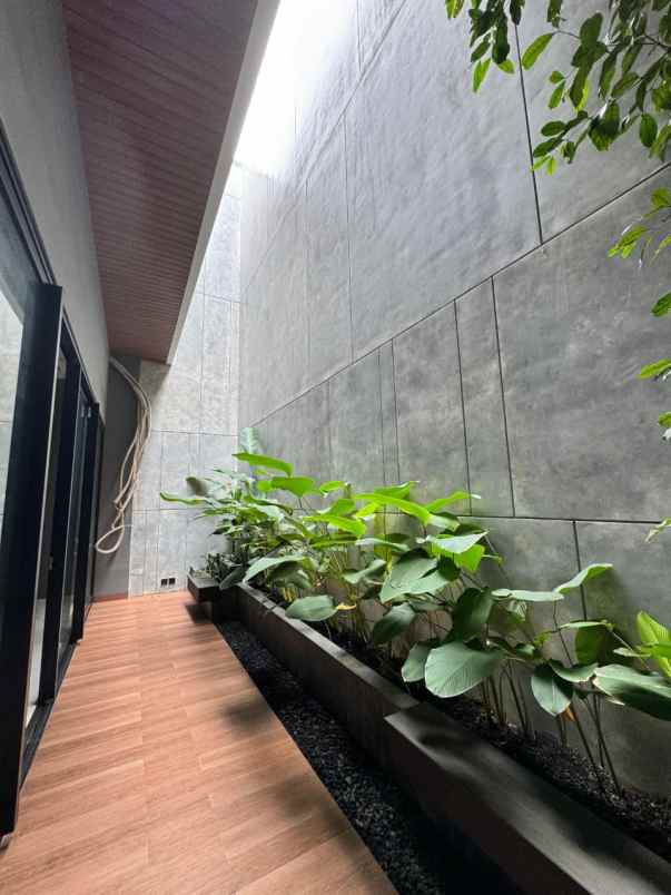 dijual rumah waterfront citraland