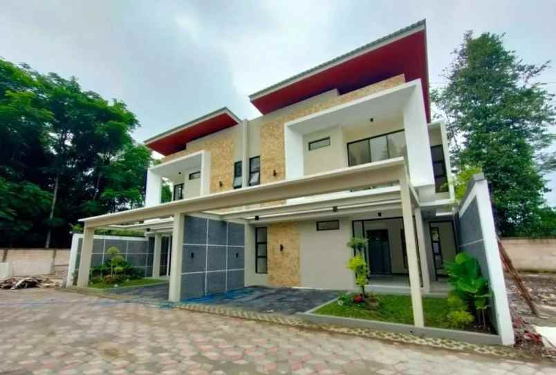 dijual rumah wedomartani