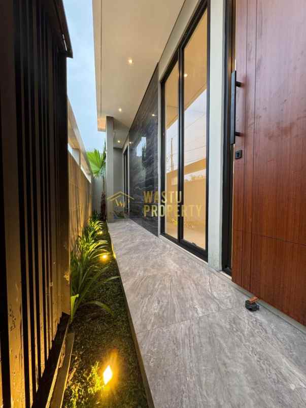 dijual rumah widodomartani