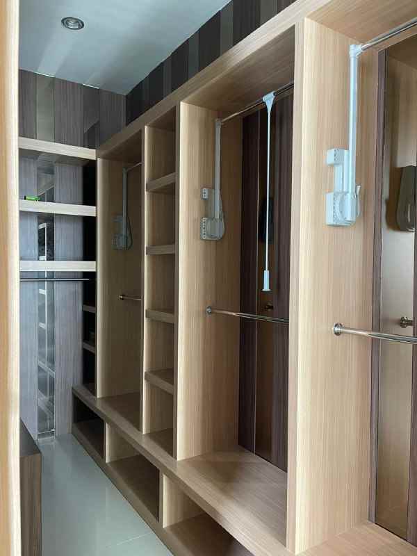 dijual rumah wisata bukit mas