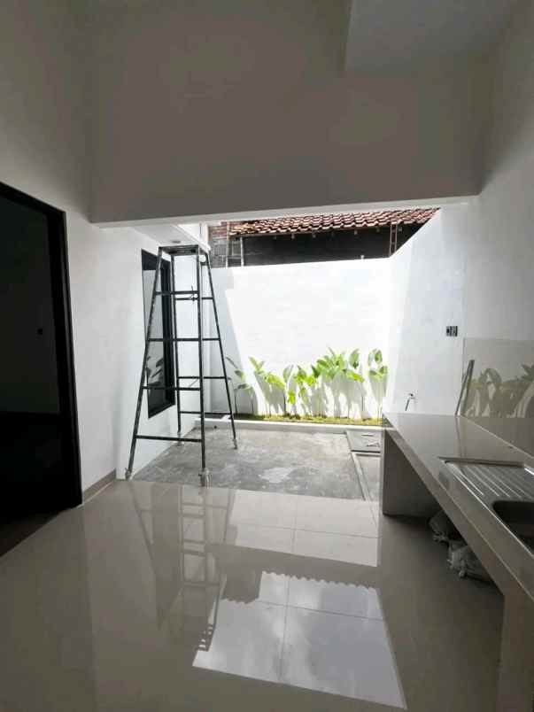 dijual rumah wisata kasongan