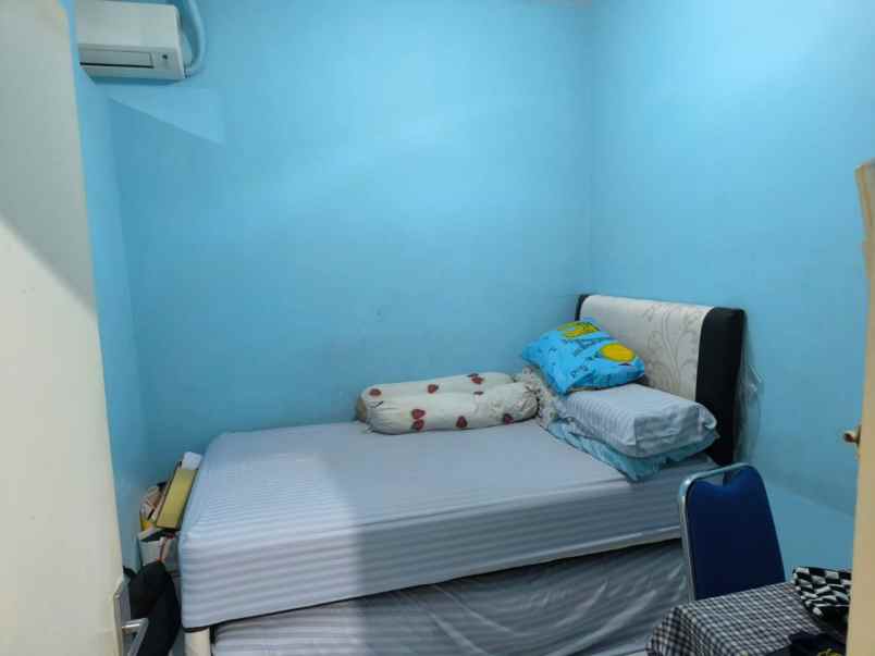 dijual rumah wisma lidah kulon