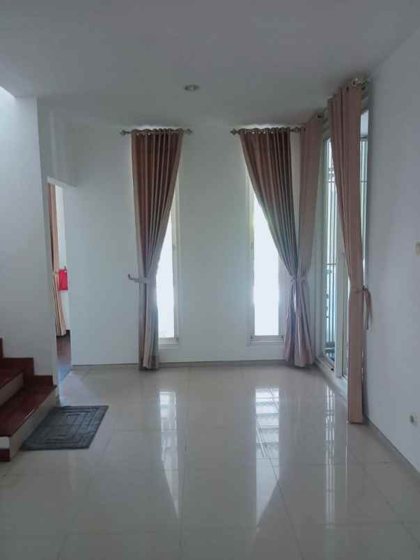 dijual rumah wisma permai barat surabaya