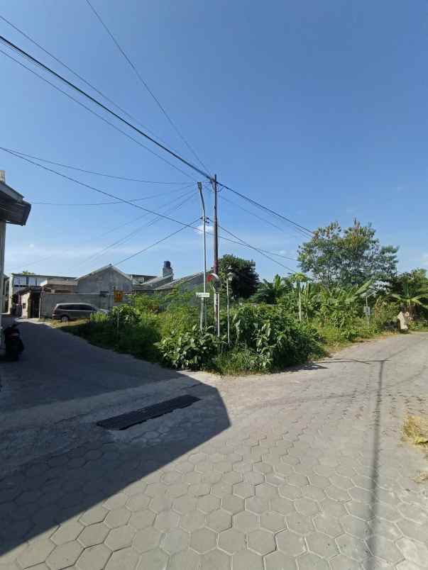 dijual tanah denokan