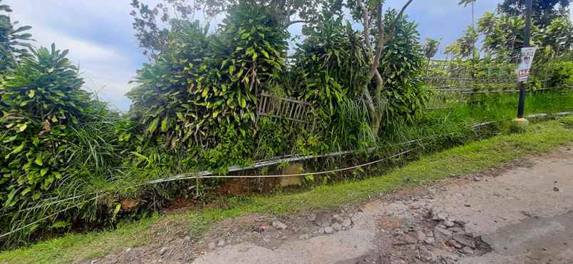 dijual tanah jalan barunagri