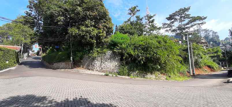 dijual tanah lembah pakar timur