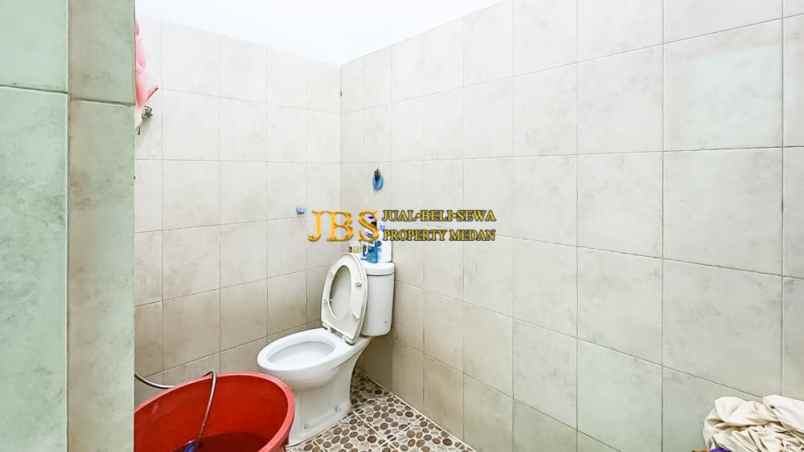 dijual villa kompek cemara asri jalan