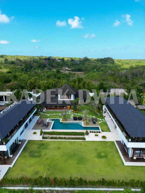dijual villa labuan sait