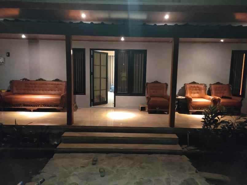 dijual villa pakem sleman