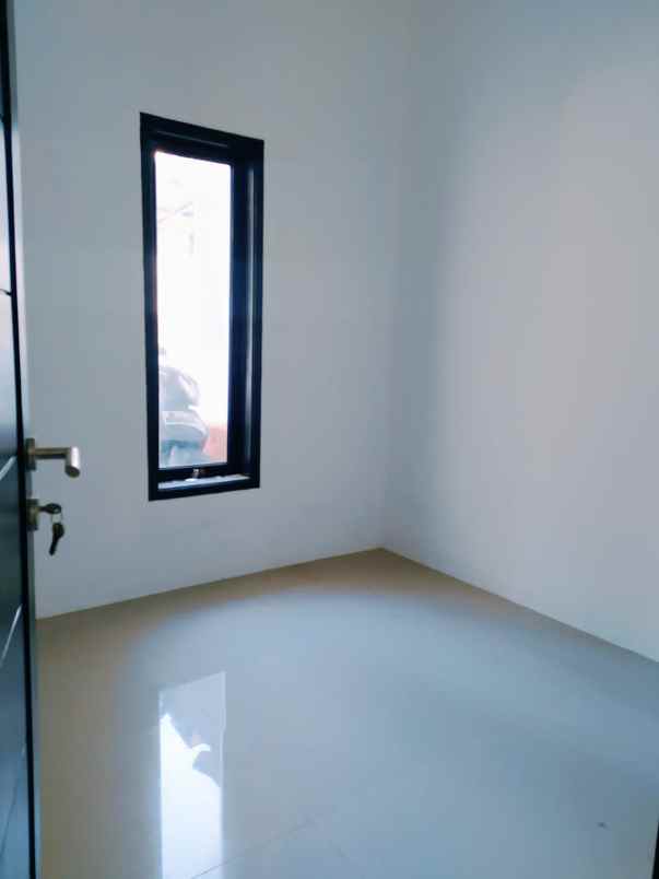 dijual villa pasir impun atas cikadut