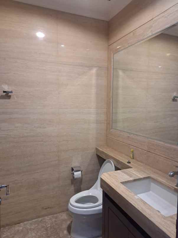 disewakan apartemen senayan