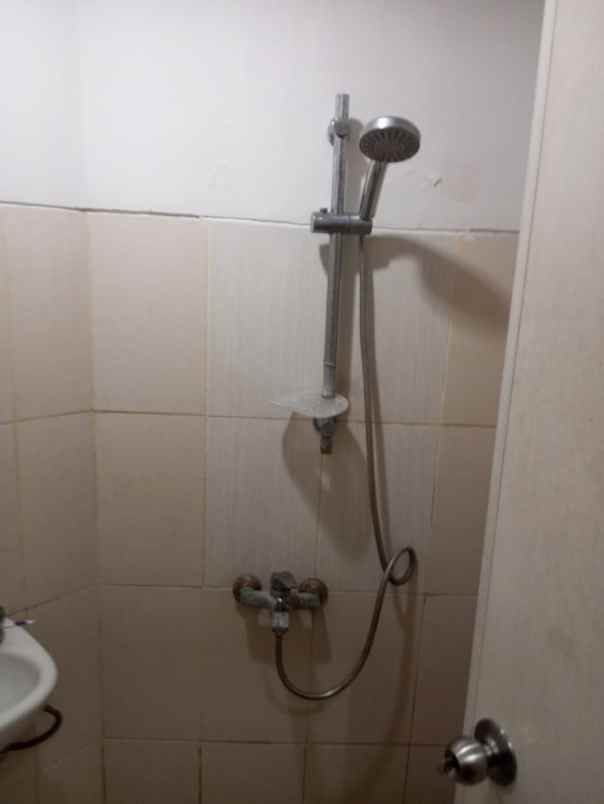 disewakan apartemen surabaya barat