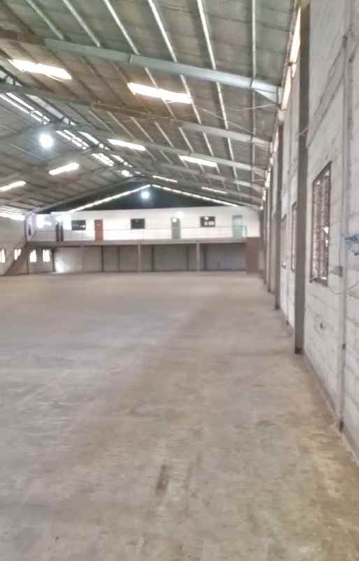 disewakan gudang di jl raya narogong kota bekasi