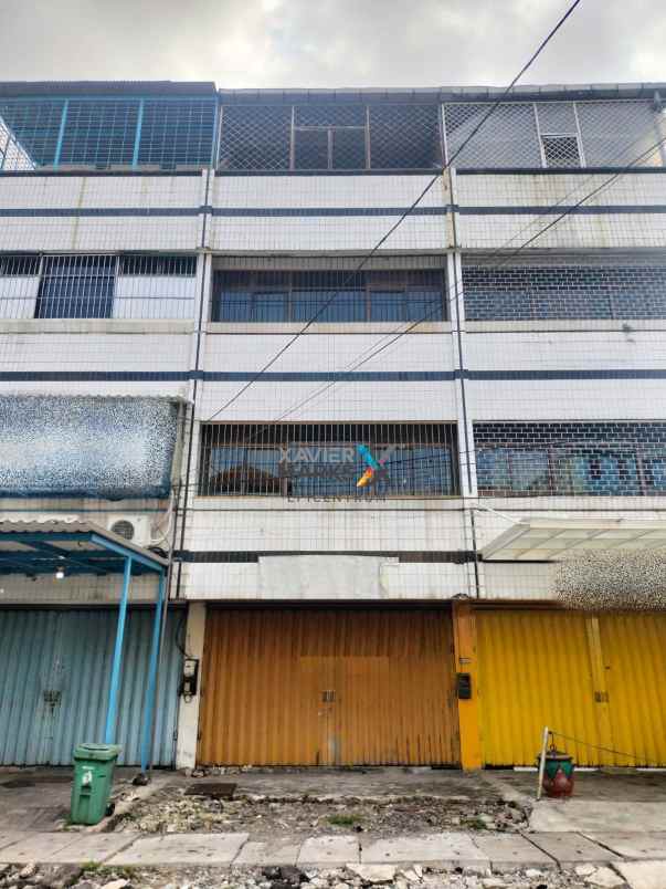 disewakan ruko di bubutan pusat kota komersial area