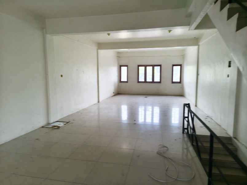 disewakan ruko gudang kantor jl boulevard raya medan estate
