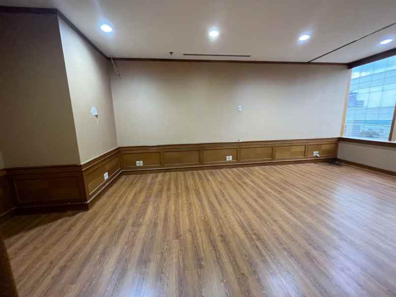 disewakan ruko gudang kantor menara sudirman