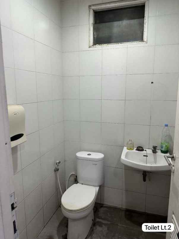 disewakan ruko strategis di mall taman palem jkt barat