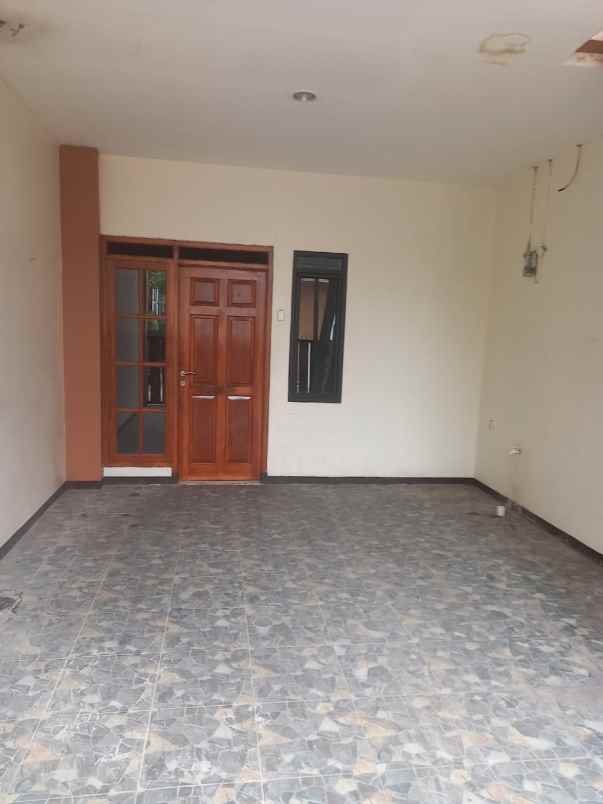 disewakan rumah cisasawi cihanjuang