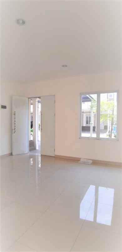 disewakan rumah cluster thames jakarta