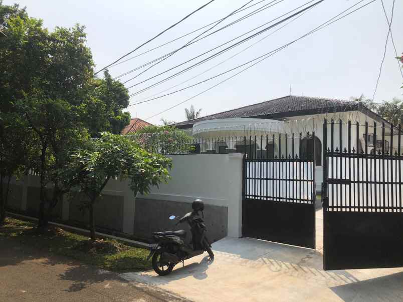 disewakan rumah di kemang dalam jakarta selatan