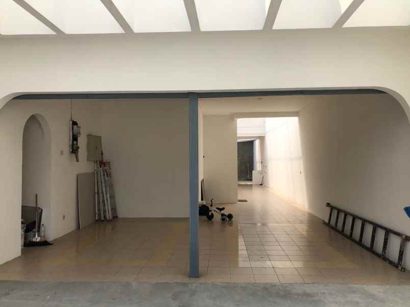 disewakan rumah di kemang dalam jakarta selatan