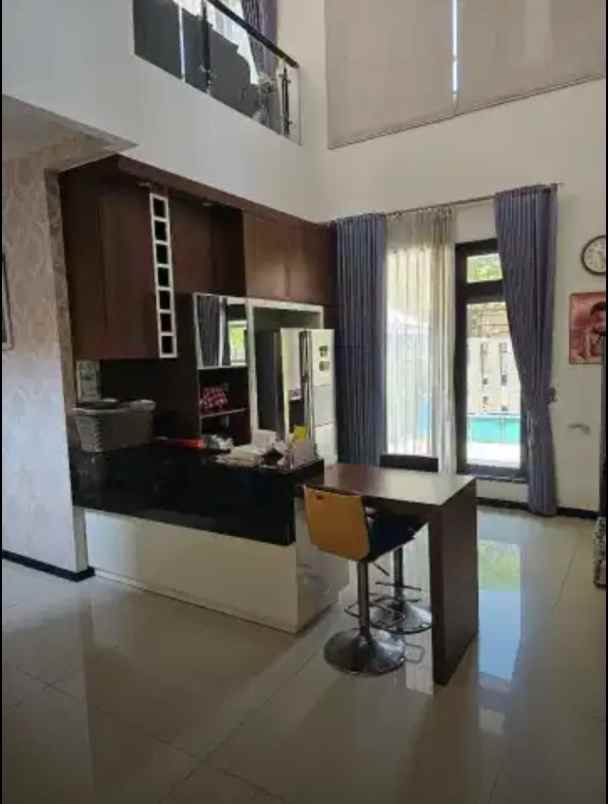 disewakan rumah graha famili