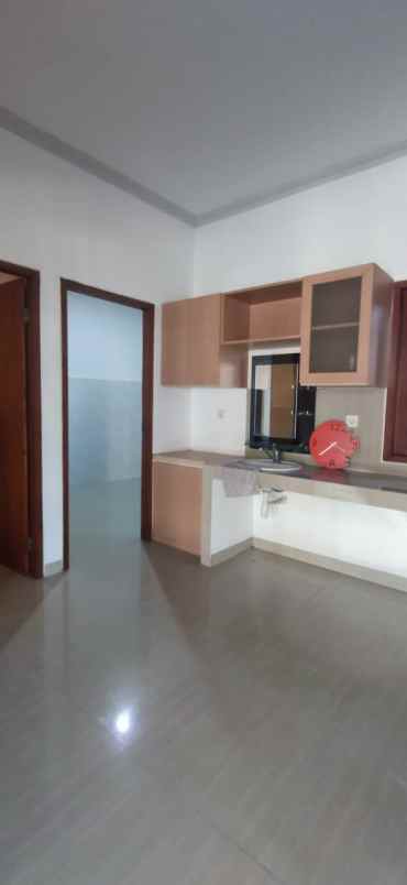 disewakan rumah jalan gunung andakasa