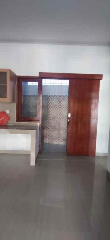 disewakan rumah jalan gunung andakasa