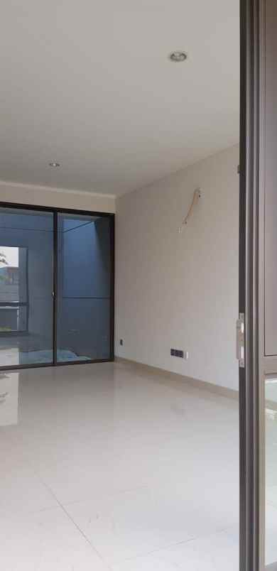 disewakan rumah kebayoran bintaro