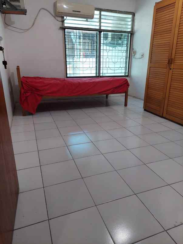 disewakan rumah kelapa puan kelapa gading