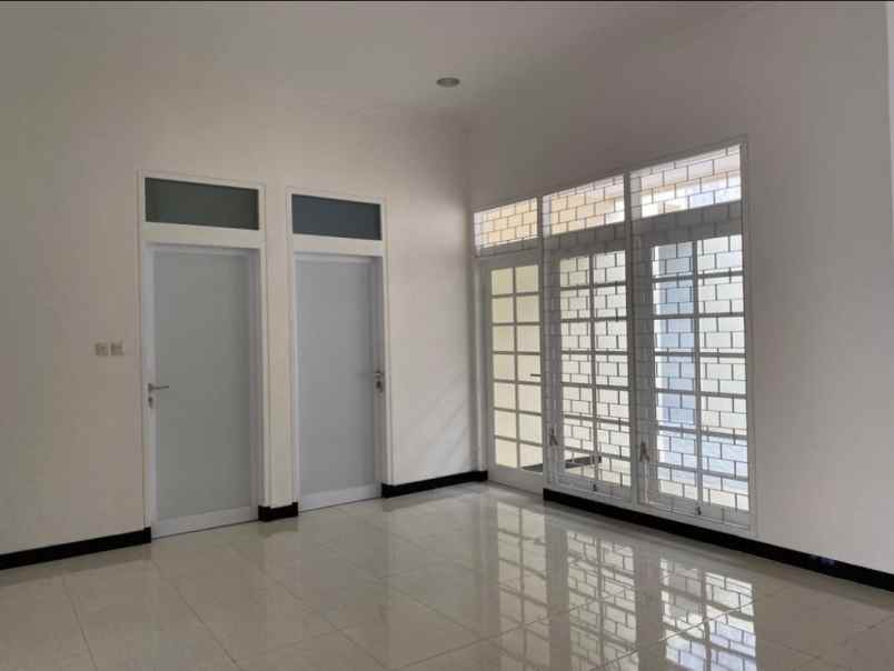 disewakan rumah rungkut mapan