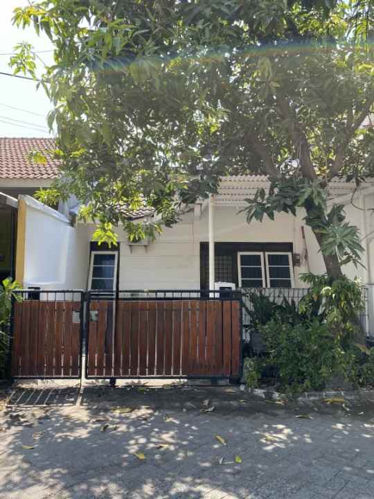 disewakan rumah wiguna tengah