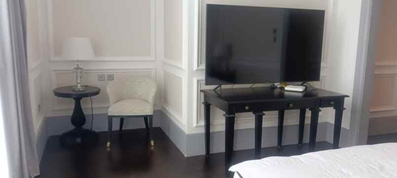 jual apartment mewah st regis residence