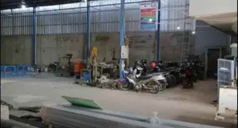 jual gudang strategis di raya setu serang bekasi