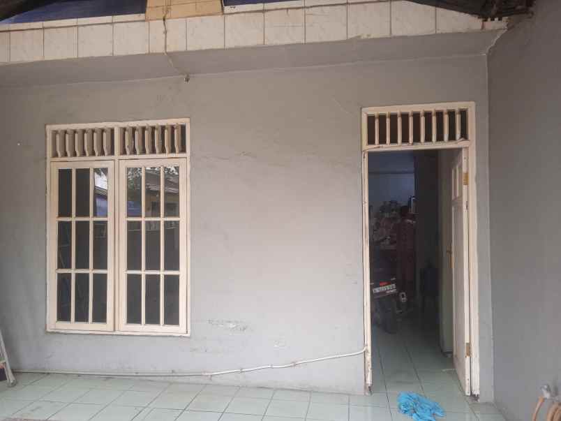jual rumah 2 lantai