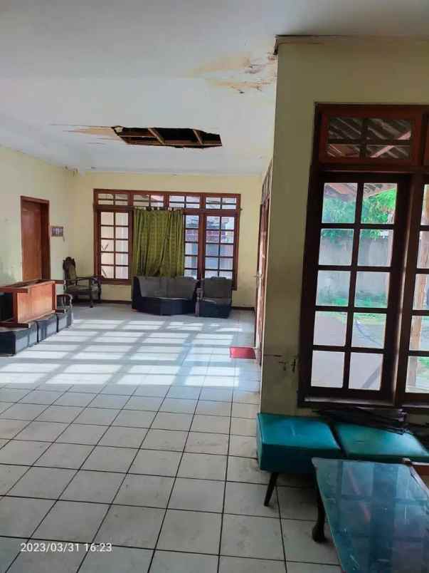jual rumah dan kost 7 pintu di utan kayu jakarta timur