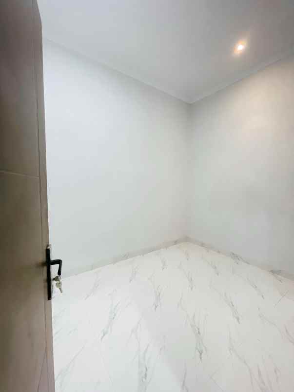 jual rumah pondok ungu sektor 5 bekasi siap huni c1022