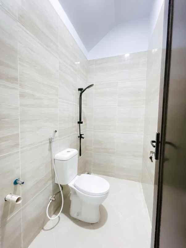 jual rumah pondok ungu sektor 5 bekasi siap huni c1022