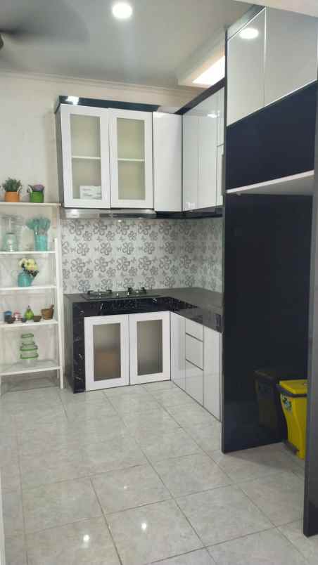 jual rumah semi furnish sepatan tangerang