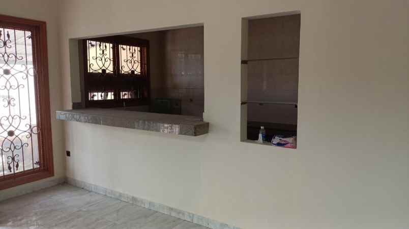jual rumah taman surya 5 jak bar