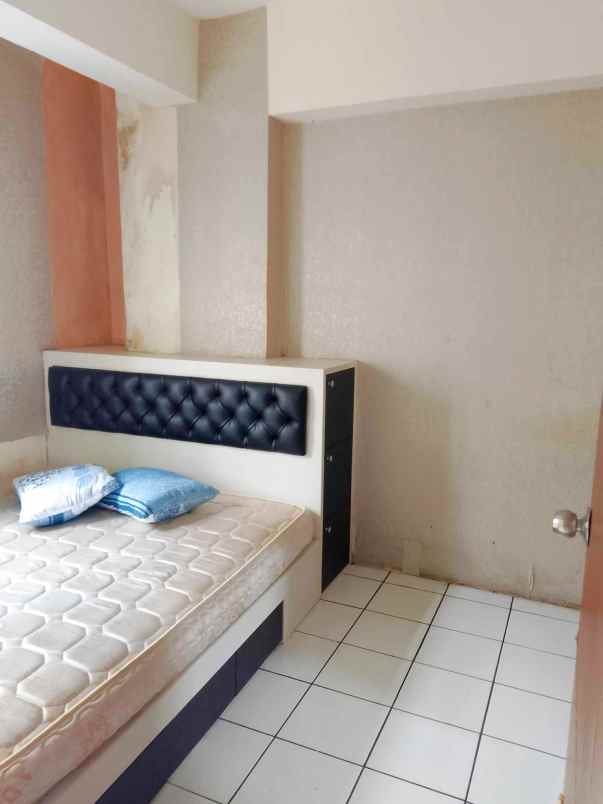 kemang view apartment 2 br ff tanpa ac 0atwagyola8a 2