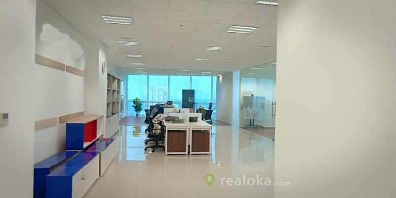 komersial jalan tb simatupang