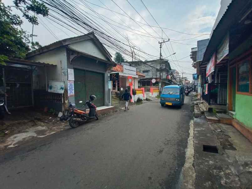 kost 57 pintu 3 lantai pinggir jalan dekat ipb