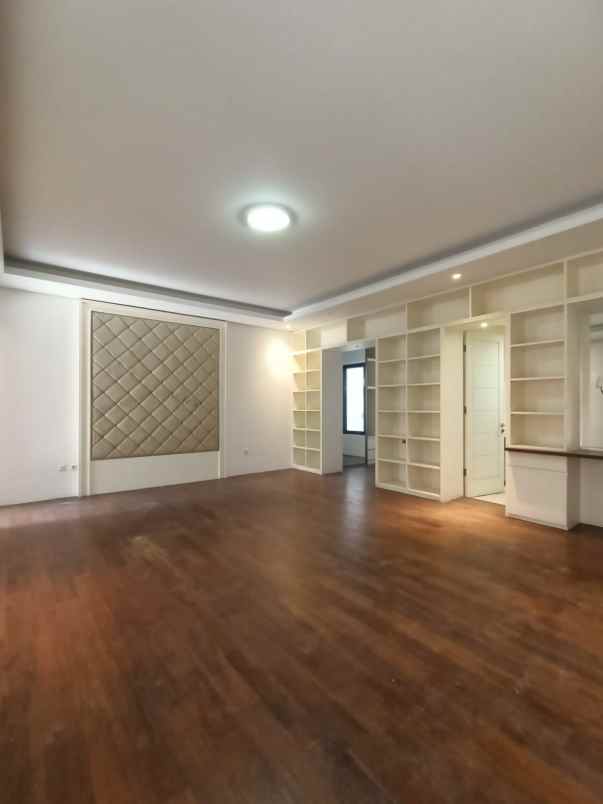 luxury house near from permata hijau kebayoran lama