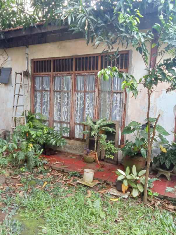 nilai tanah tinggi rumah cilandak barat akses lengkap